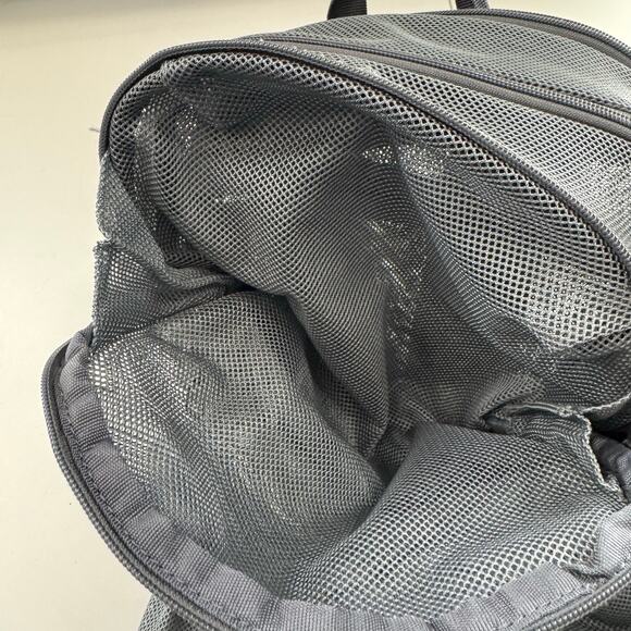 Nike Brasilia MESH Training Gym School Backpack Gray Security Mesh - Picture 4 of 10